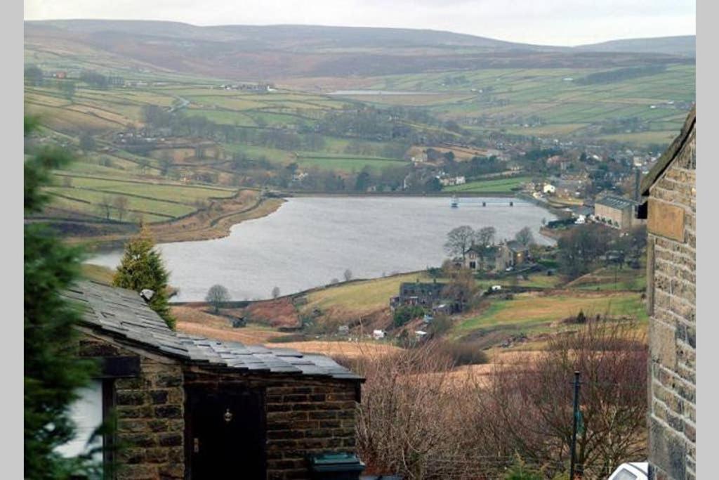 The Vestry - Chapel Retreat With Hot Tub Villa Haworth Exterior foto